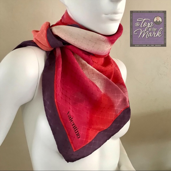 VALENTINO Silk Scarf Geometric VINTAGE - Picture 14 of 14